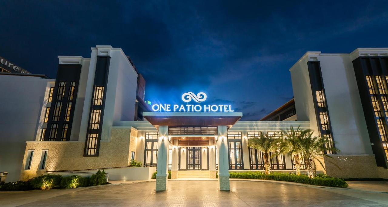 One Patio Hotel Pattaya - Sha Extra Plus Exterior photo